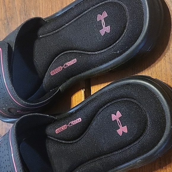 Under armour slides sz7 pink and black - Picture 2 of 5